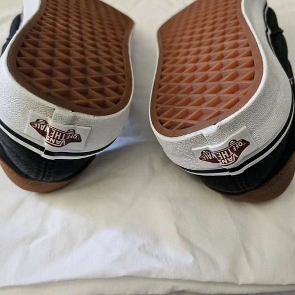 Black canvas vans with aztec print lining & brown leather detailingSize 11 - Picture 5 of 7
